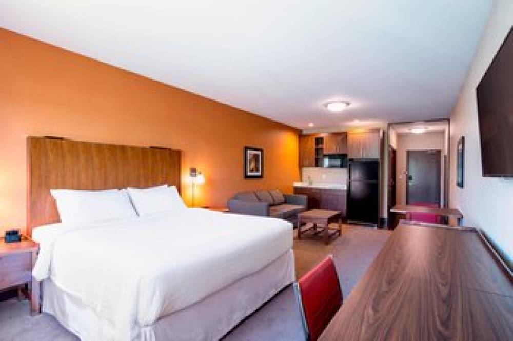 Four Points By Sheraton Grande Prairie 7