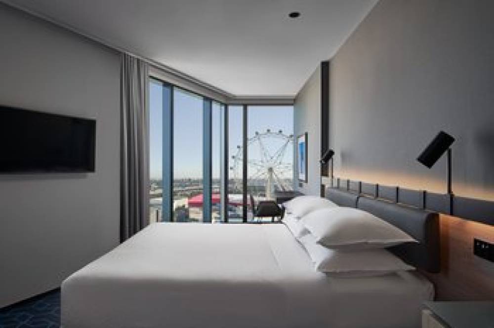 Four Points By Sheraton Melbourne Docklands 6