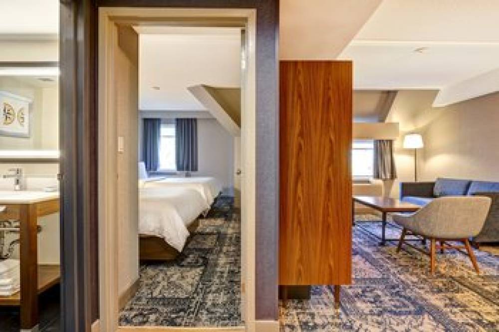 Four Points By Sheraton St Catharines Niagara Suites 3