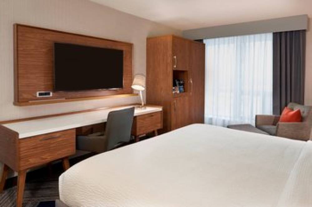 Four Points By Sheraton Toronto Airport East 6