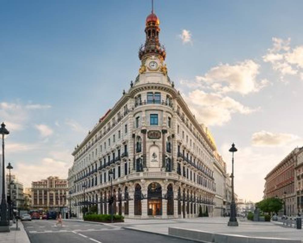 FOUR SEASONS HOTEL MADRID 2