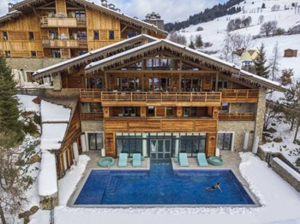 FOUR SEASONS HOTEL MEGEVE 4