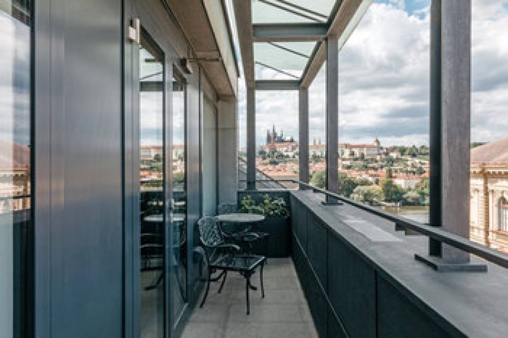 Four Seasons Prague 9