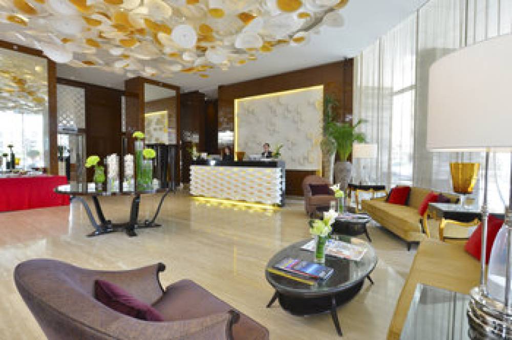 FRASER SUITES DIPLOMATIC AREA 8