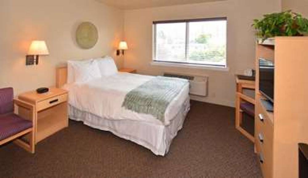 GARIBALDI HOUSE INN AND SUITES 2