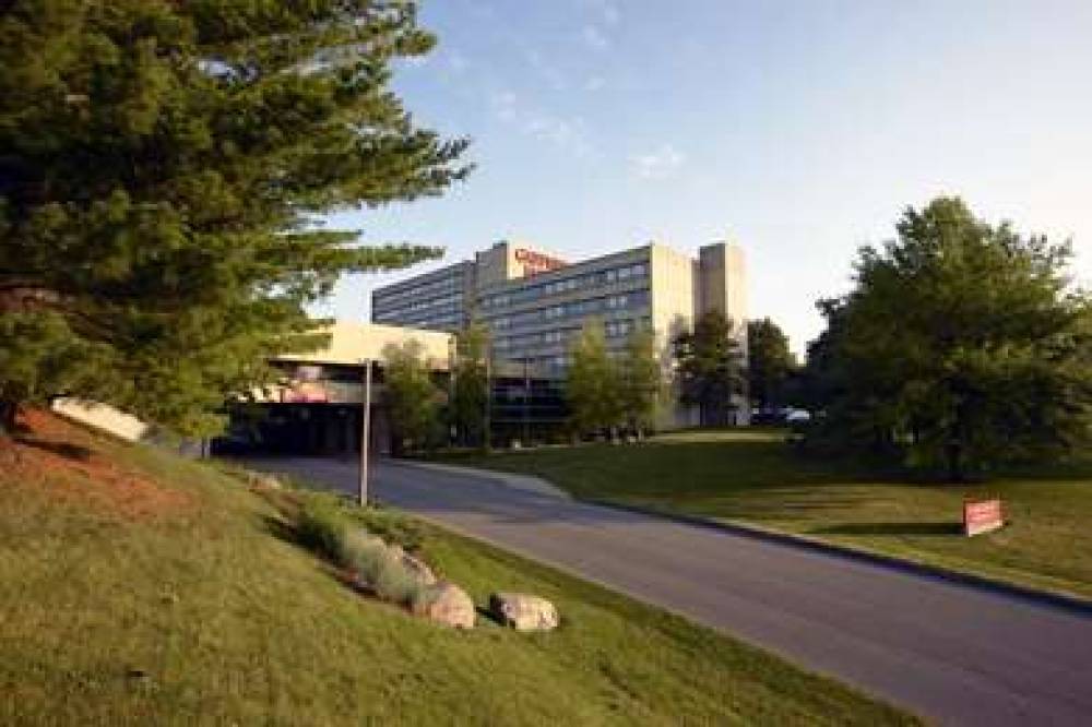 Gateway Hotel And Conference Center 3