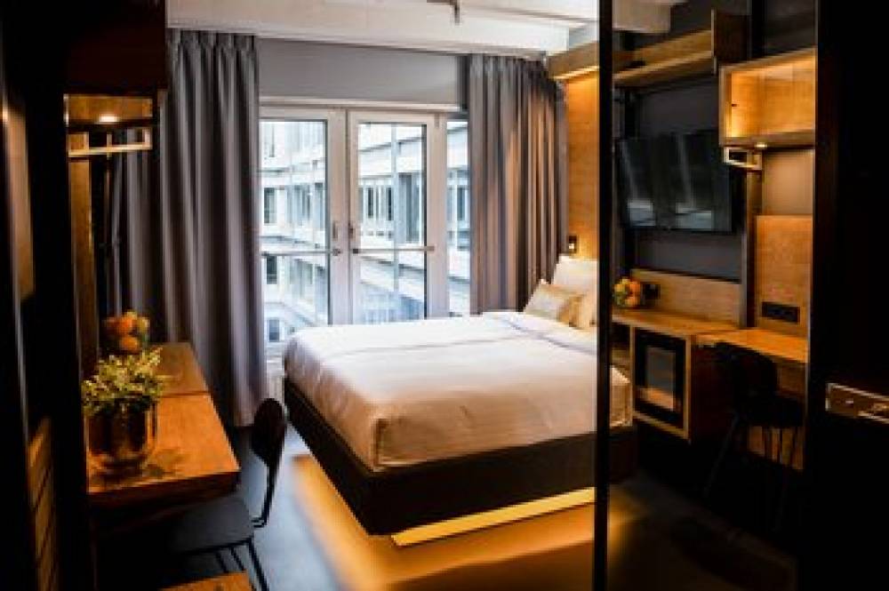 GINN HOTEL HAMBURG ELBSPEICHER 7