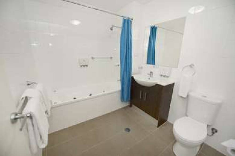 Gladstone City Central Apartment Hotel 7