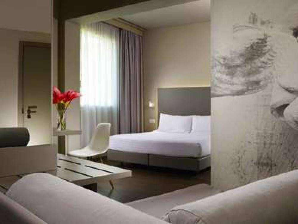 Glance Hotel In Florence