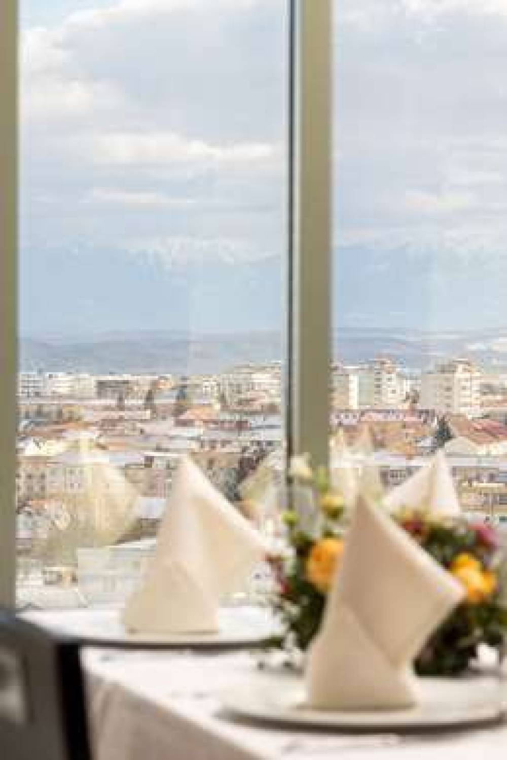 GOLDEN TULIP ANA TOWER SIBIU 10