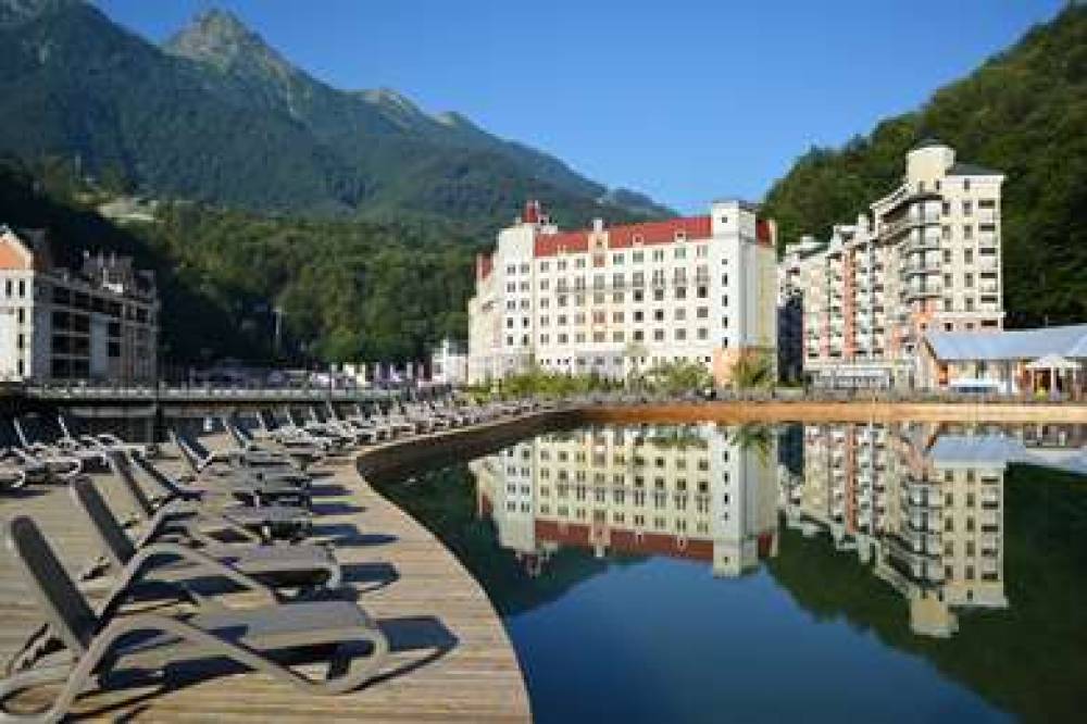 GOLDEN TULIP ROSA KHUTOR 4