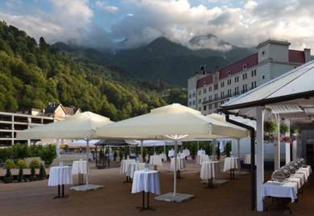 GOLDEN TULIP ROSA KHUTOR 7