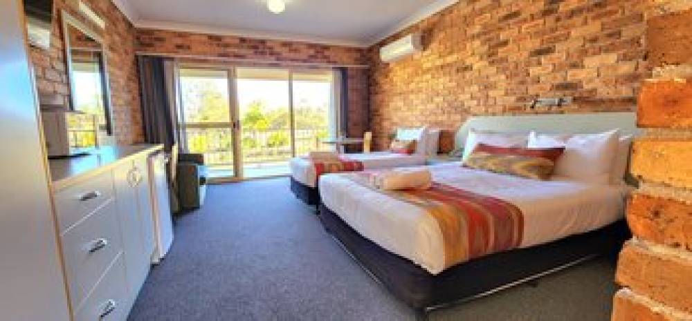 GOLF CLUB MOTOR INN WINGHAM 3