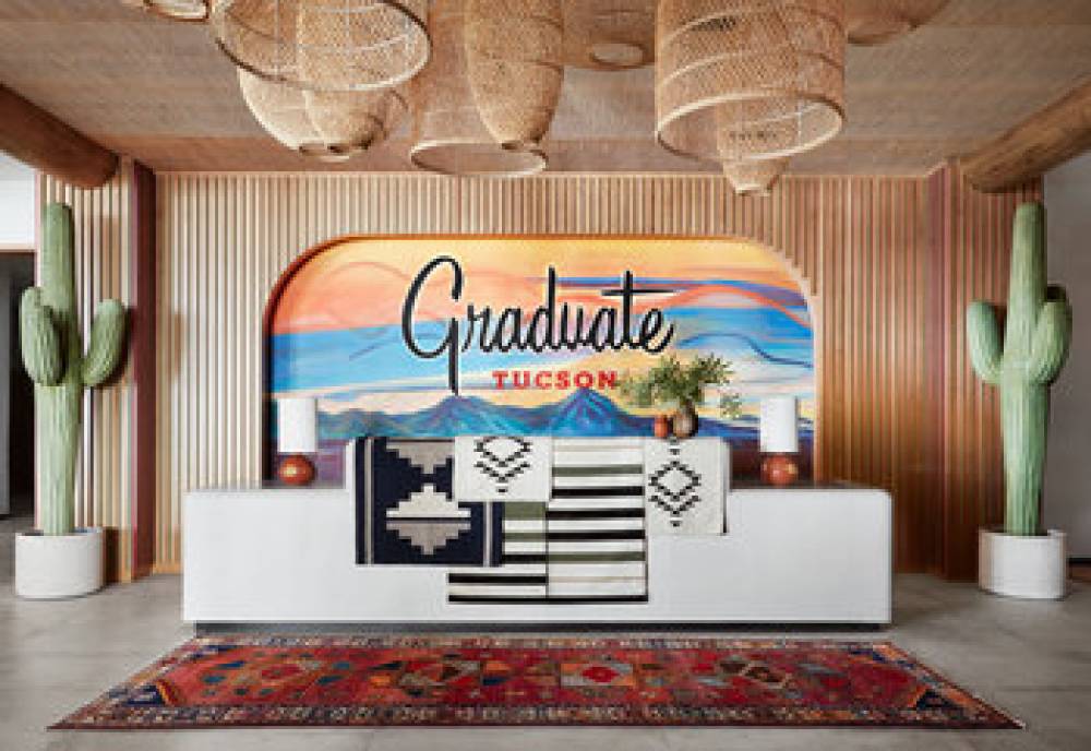 GRADUATE TUCSON 1