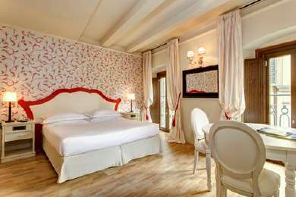 GRAND HOTEL CAVOUR 4