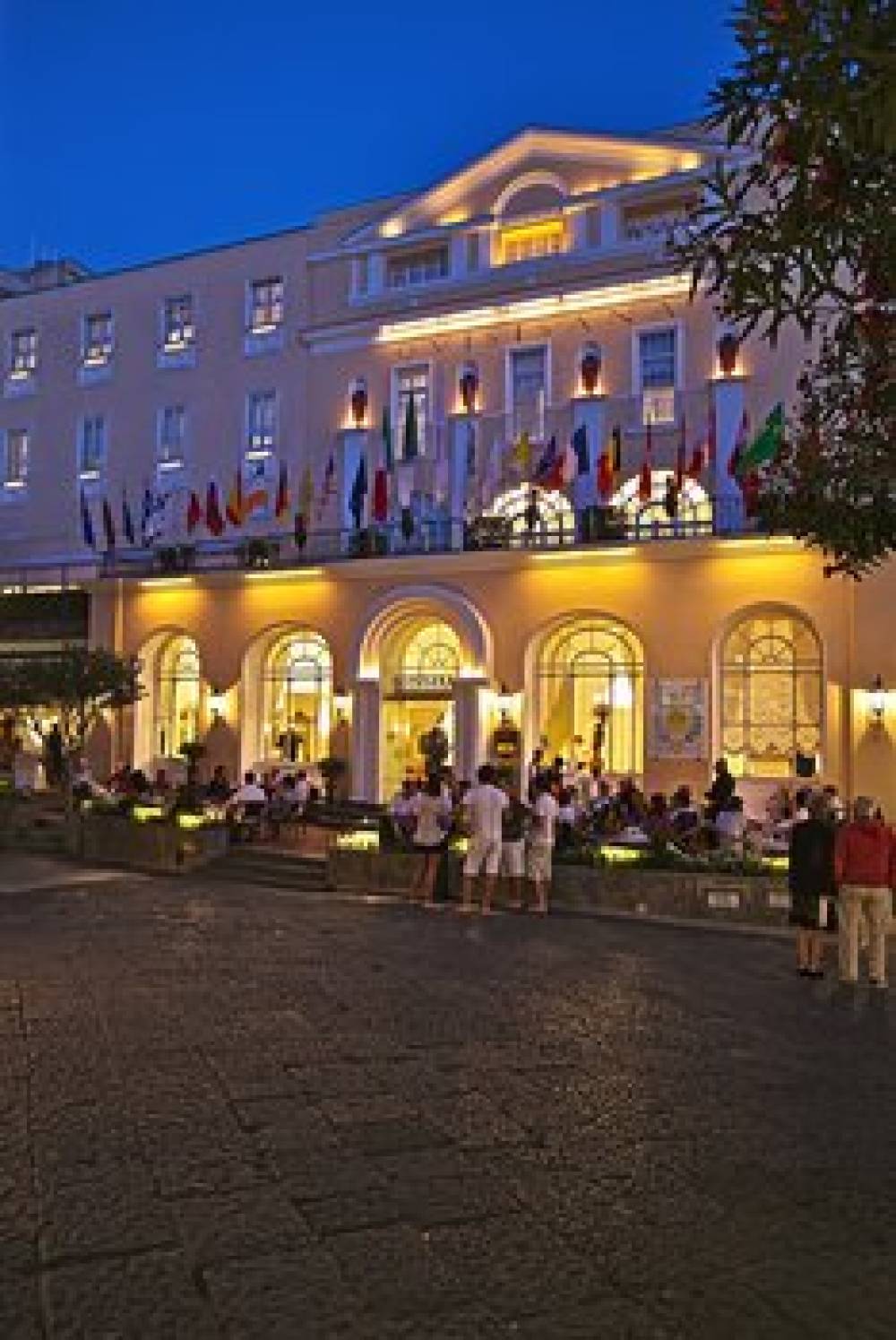 GRAND HOTEL QUISISANA 2