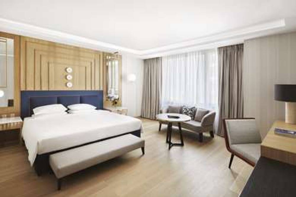 GRAND HYATT ATHENS 10