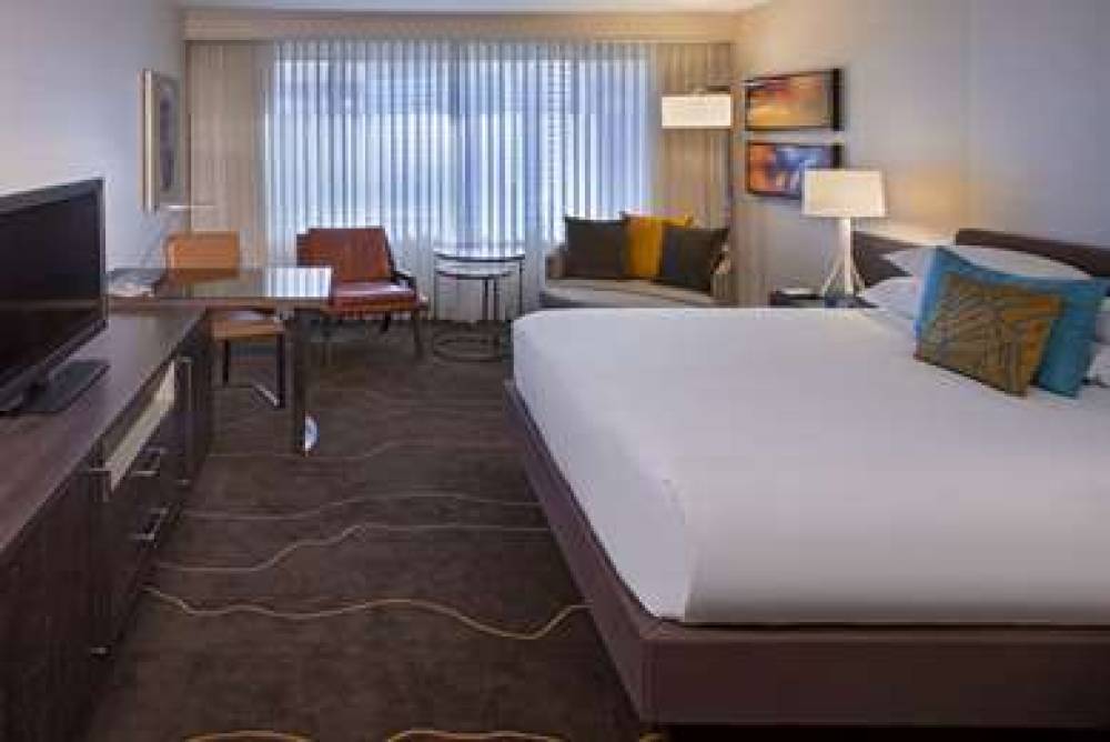 GRAND HYATT DENVER 6