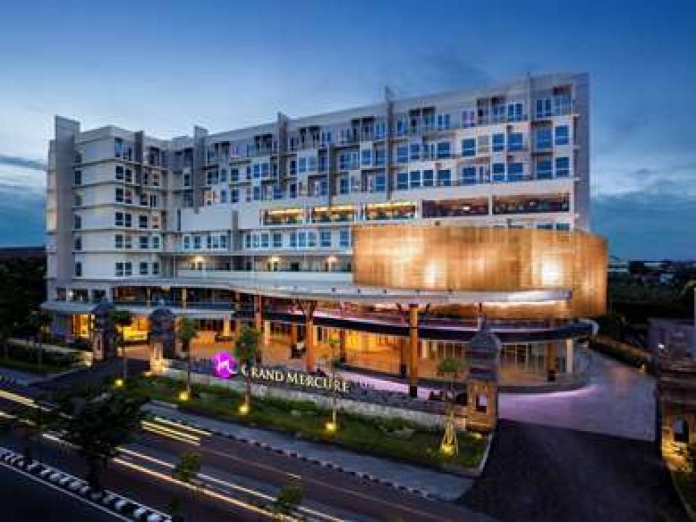 Grand Mercure Yogyakarta Adi Sucipto 1