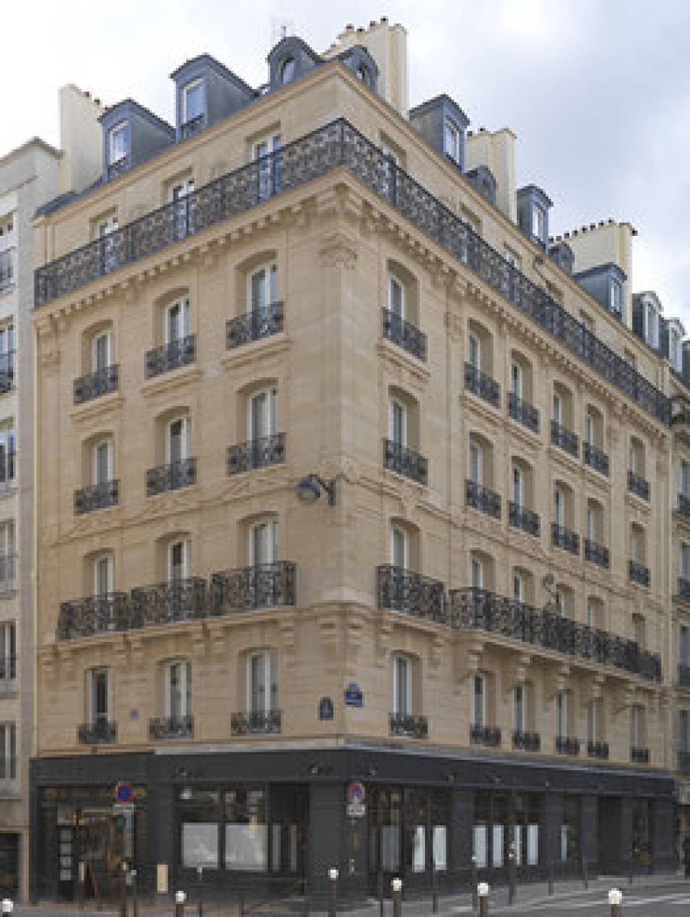 GRAND PIGALLE HOTEL 1