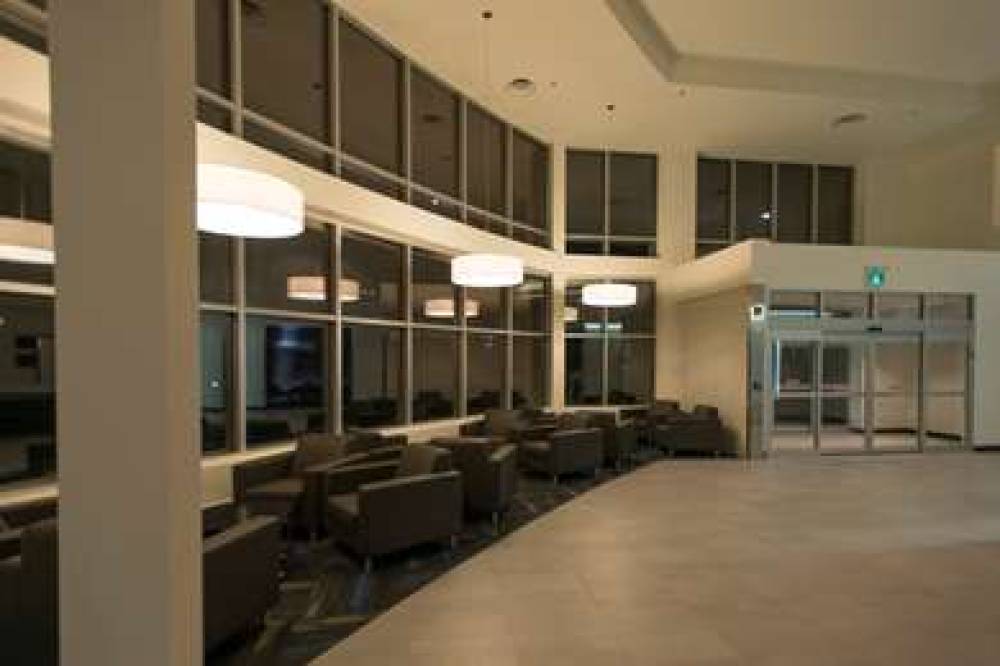 GRAND WINNIPEG AIRPORT HOTEL 3