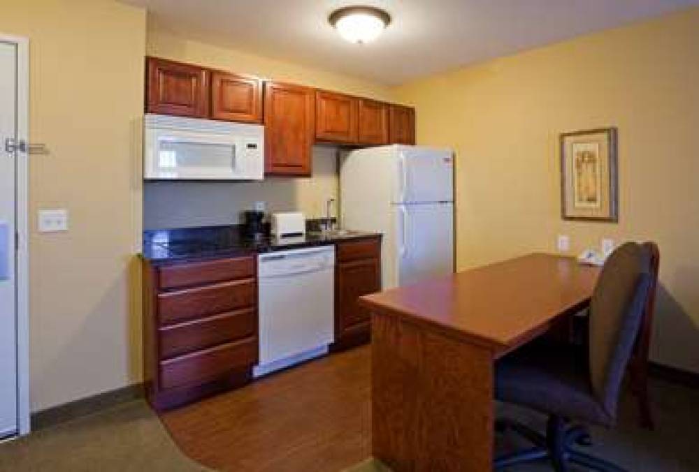 GRANDSTAY RESIDENTIAL SUITES 6