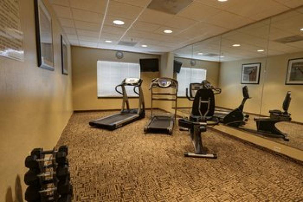 GreenTree Inn & Suites Florenc 9