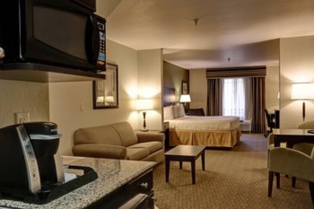 GreenTree Inn & Suites Florenc 4