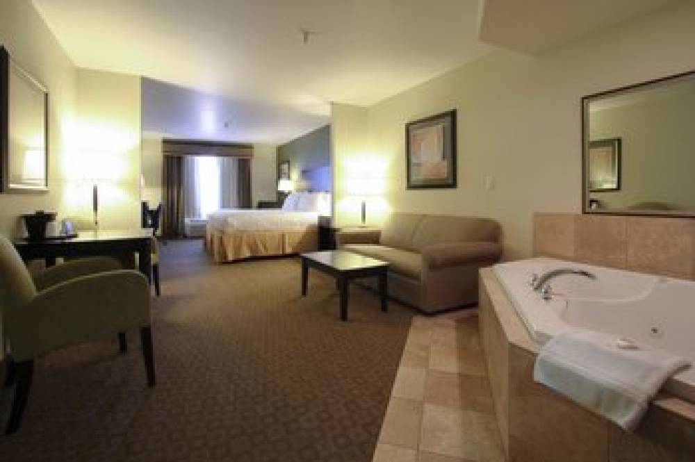 GreenTree Inn & Suites Florenc 3