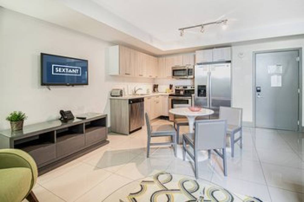 HABITAT BRICKELL 7