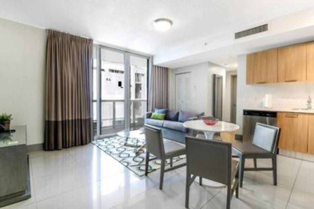 HABITAT BRICKELL 4