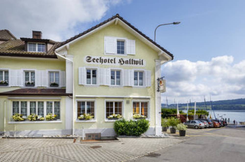 HALLWIL SWISS QUALITY SEEHOTEL 1