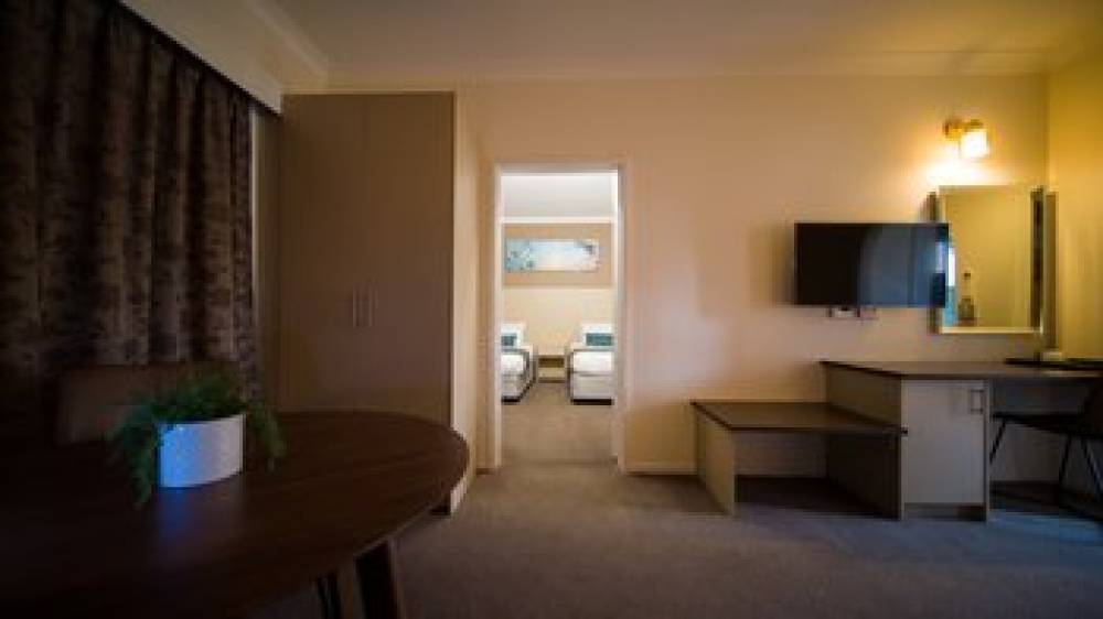 HAMILTON S QUEANBEYAN MOTEL 10