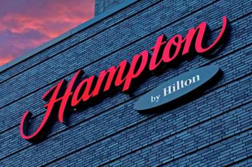 Hampton By Hilton Berlin City West 4