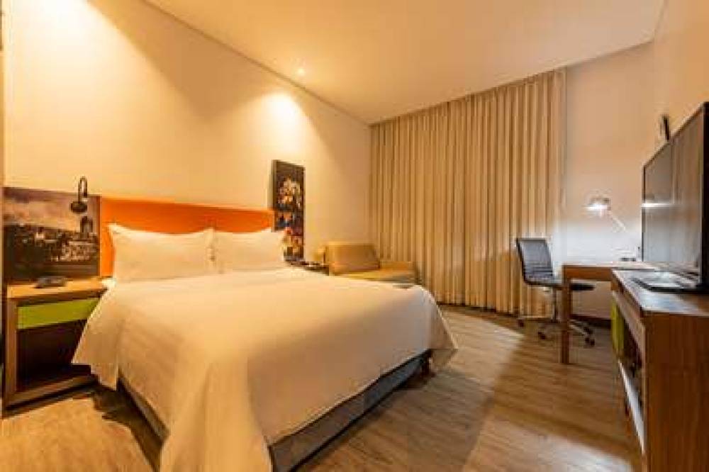 Hampton By Hilton Cartagena, Colombia 10