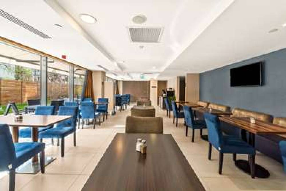 Hampton By Hilton Cluj-Napoca 10