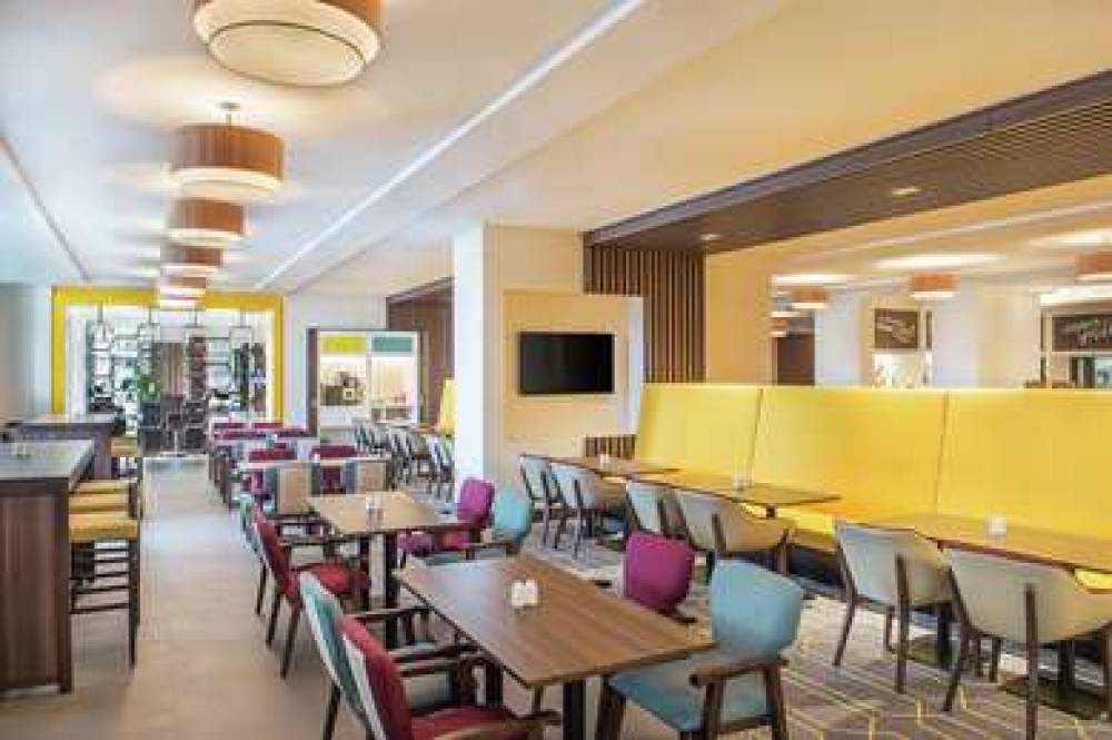 HAMPTON BY HILTON DUBAI AIRPORT 5