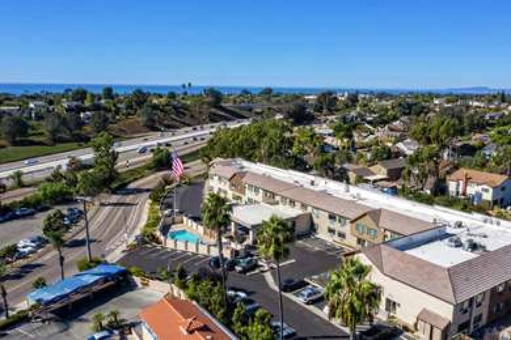 HAMPTON BY HILTON ENCINITAS 5