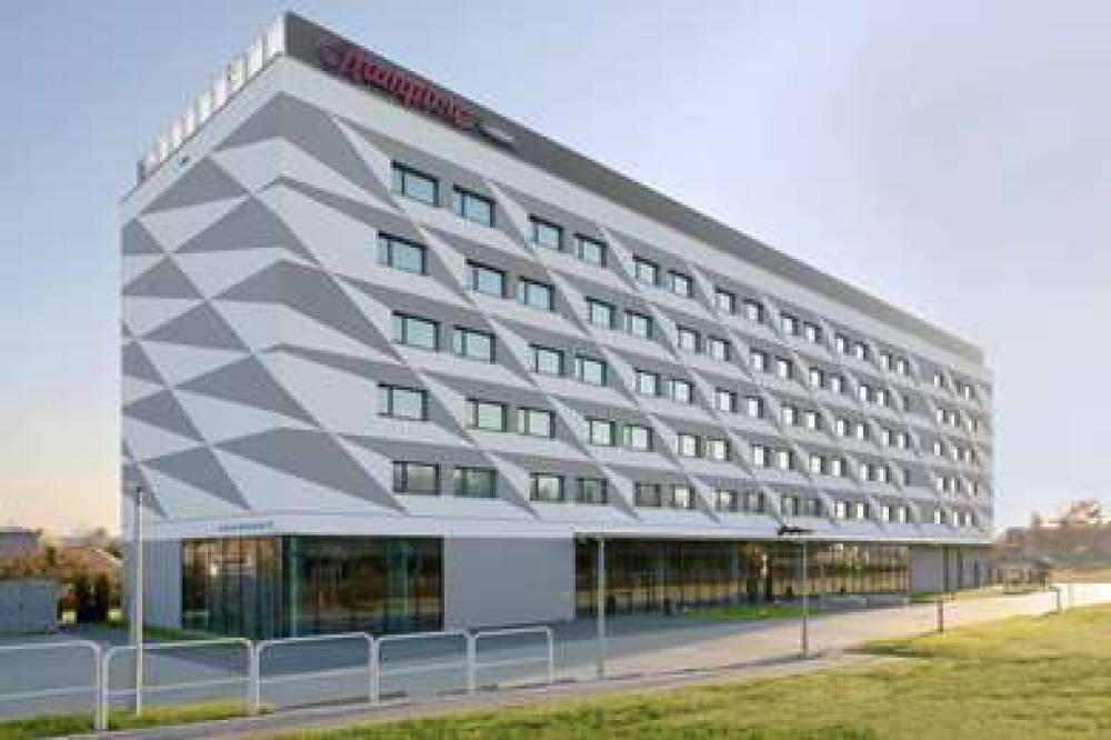 HAMPTON BY HILTON KRAKOW AIRPORT 1