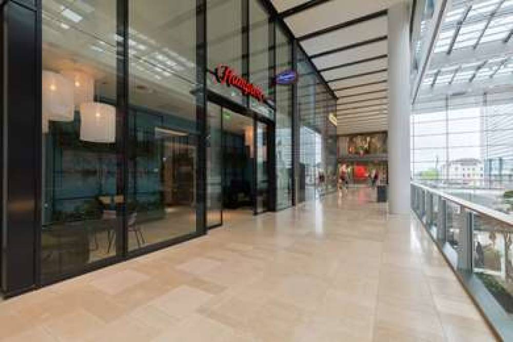 HAMPTON BY HILTON UTRECHT CENTRAL 6