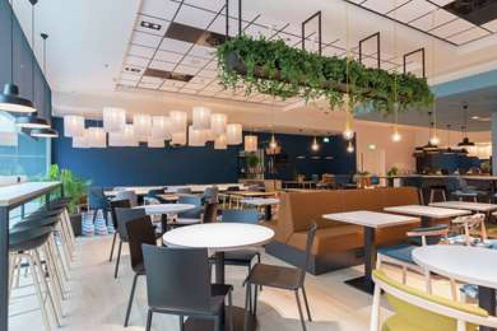 HAMPTON BY HILTON UTRECHT CENTRAL 3