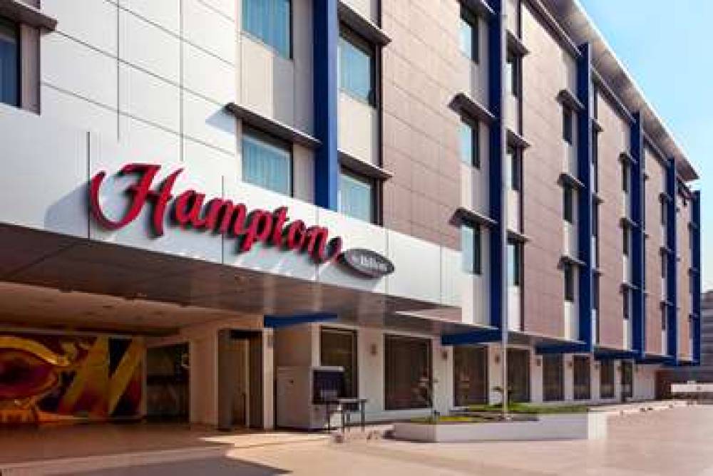 Hampton By Hilton Vadodara-Alkapuri 1