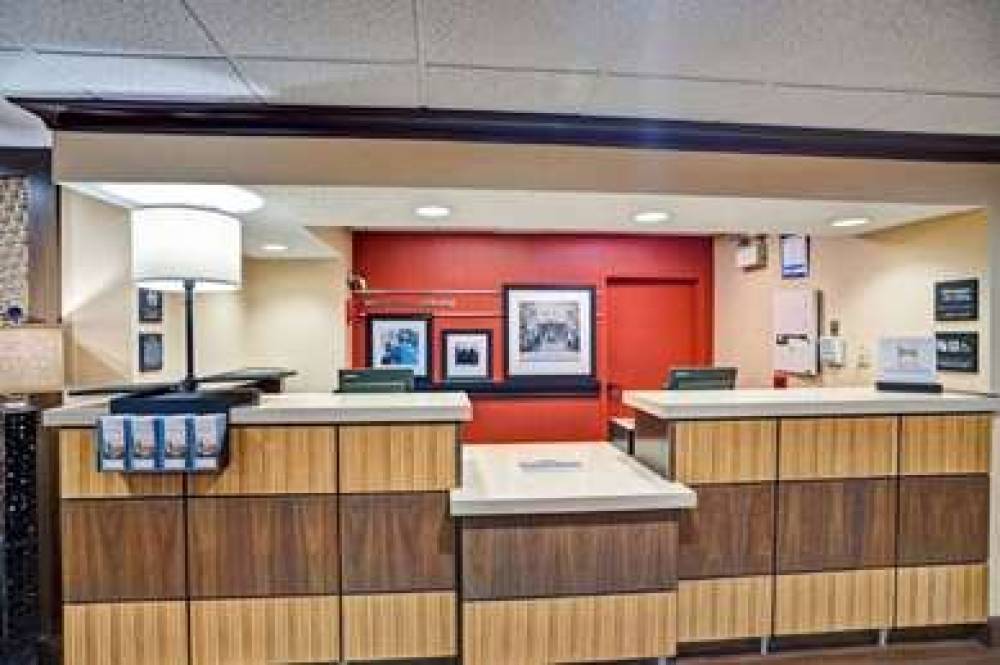 Hampton Inn Albany-Wolf Road 7