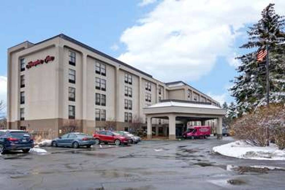 Hampton Inn Albany-Wolf Road 3