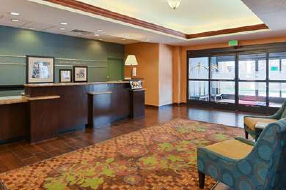 Hampton Inn &amp; Suites Albuquerque-Coors Road 7