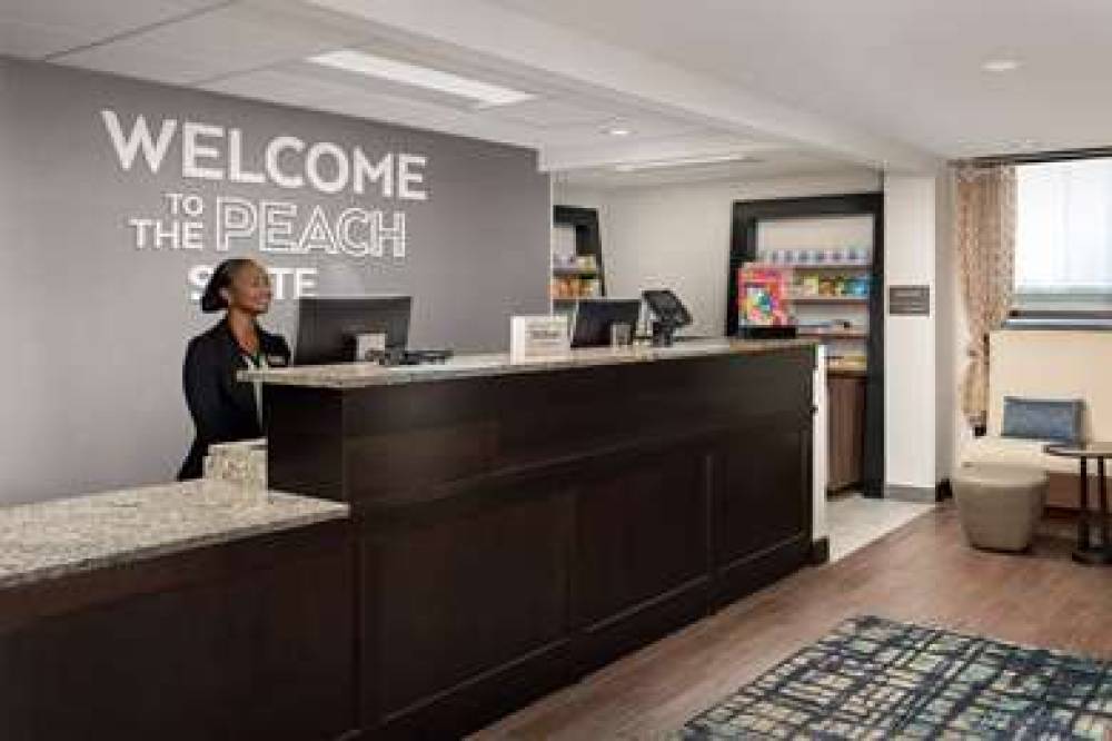 Hampton Inn &amp; Suites Alpharetta-Win 5