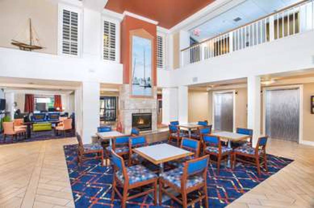 Hampton Inn &amp; Suites Annapolis 5