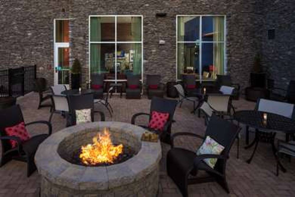 Hampton Inn &amp; Suites-Asheville Biltmore Villa 2