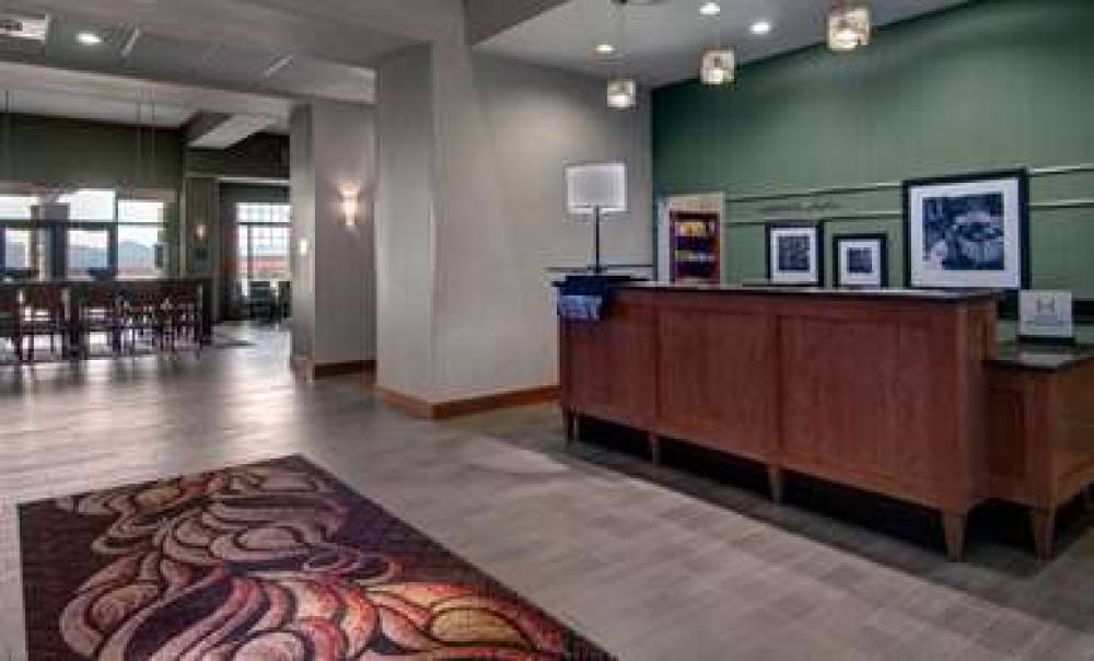 Hampton Inn &amp; Suites Astoria 7