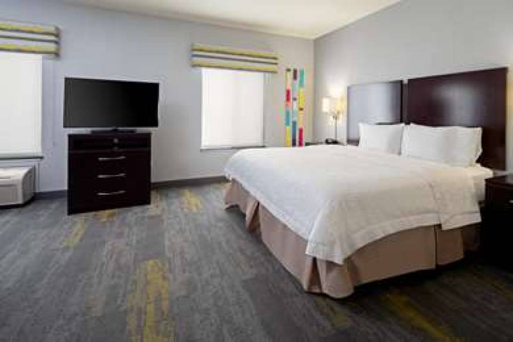 Hampton Inn &amp; Suites Bakersfield - Hwy 58 10